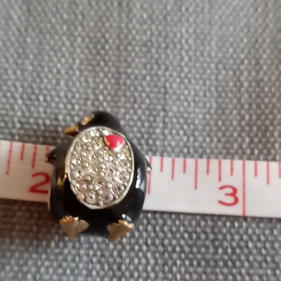 BRIGHTON PENGUIN BLACK ENAMEL AND WHITE CRYSTAL BEAD - Picture 8 of 8